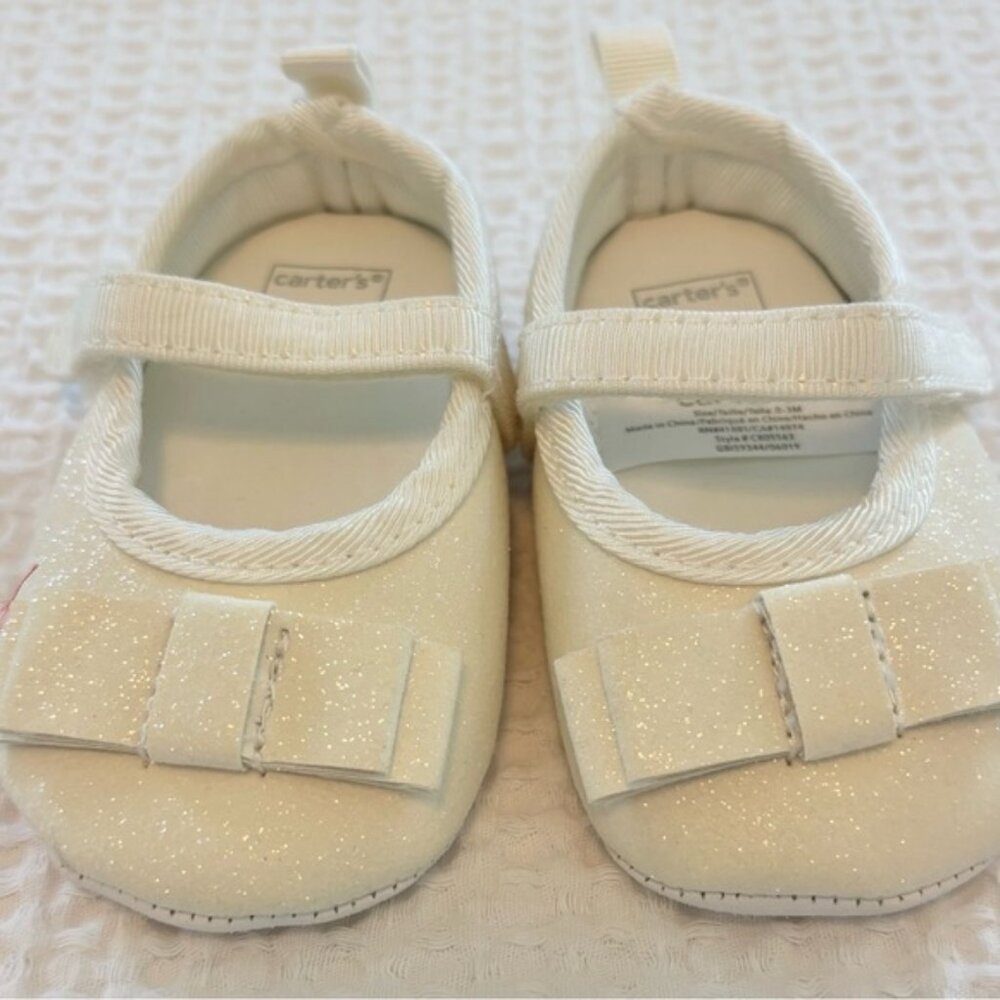 Carter’s Baby Girl White Glitter Bow Crib Shoes | Size 0-3M